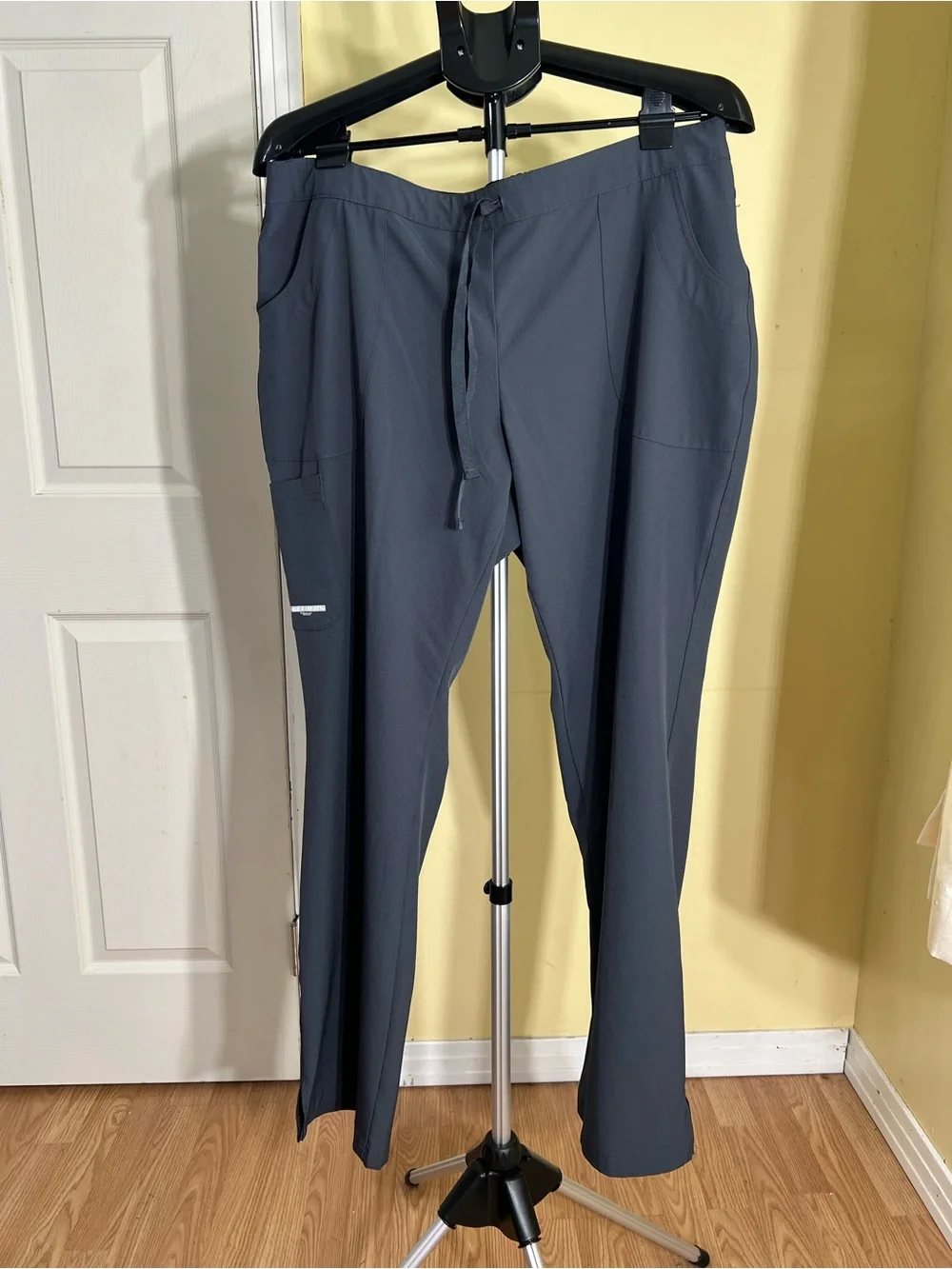 Skechers by Barco Scrub Pants – Size XL – Pewter/Charcoal Gray